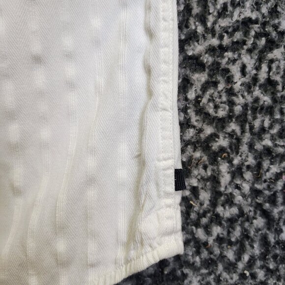 GAP Classic White Button-Up Textured Polo  - XL - Picture 5 of 11